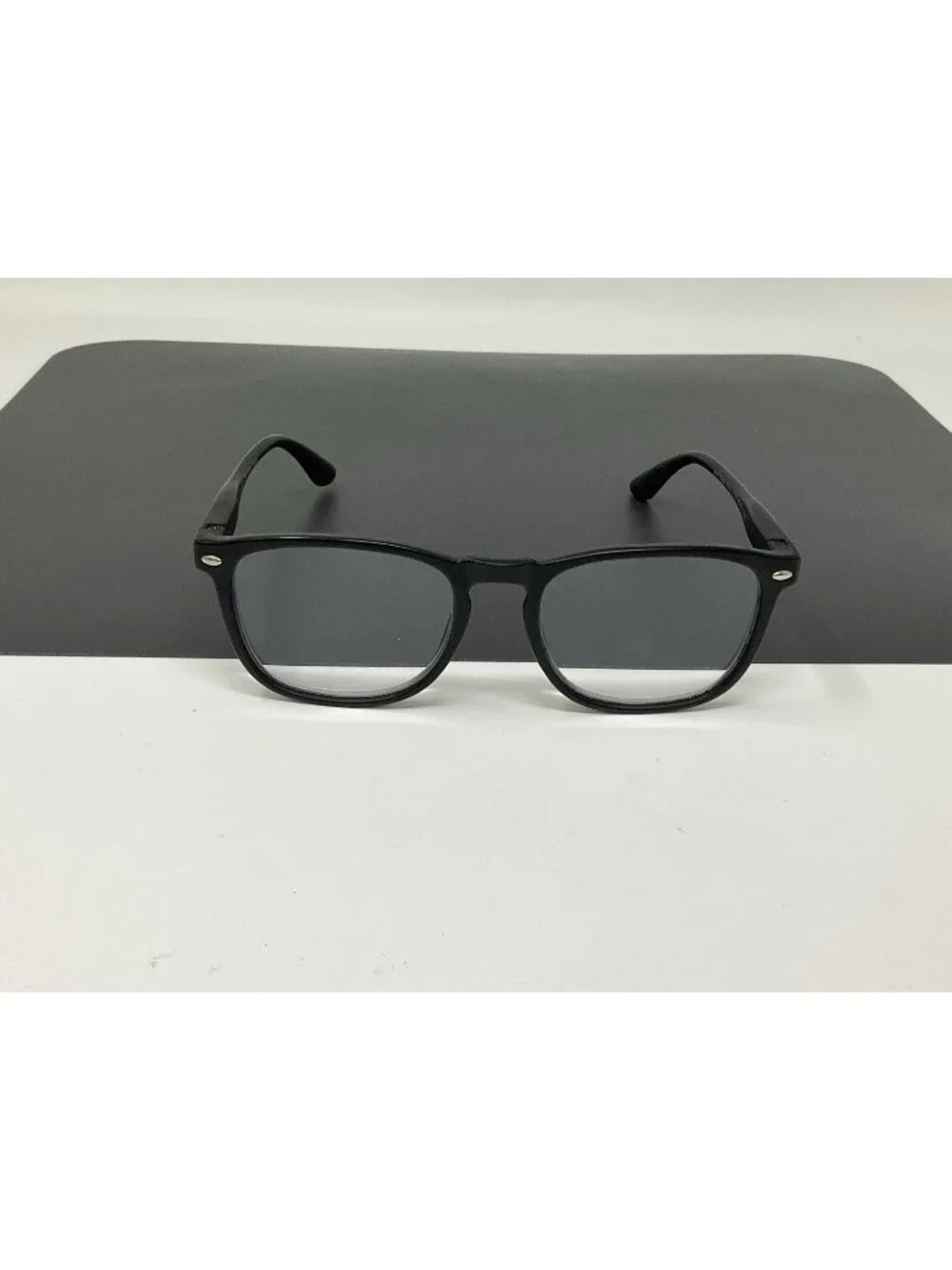 Peepers Dylan Focus Black Blue Light Filtering Readers +2.00